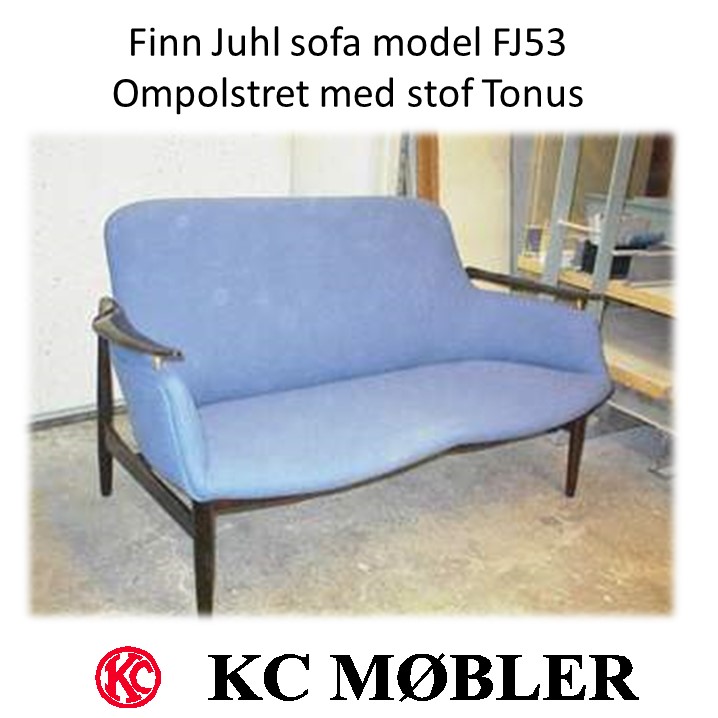 Finn Juhl sofa model FJ53 ombetrækkes