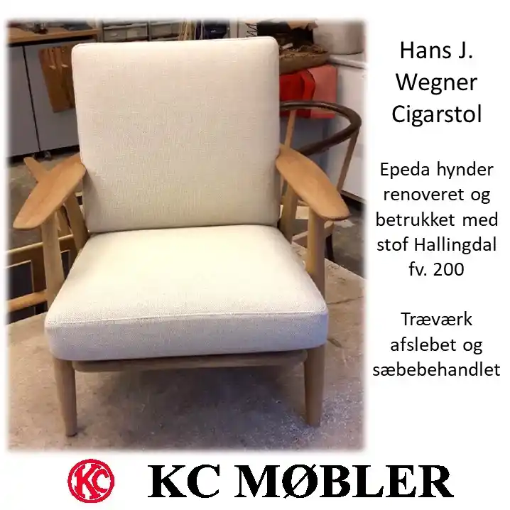 Hans J. Wegner cigar stol. Model GE240. Slebet og sæbebehandlet. Epeda hynder renoveret.  Betrukket med stof Hallingdal fra Kvadrat.